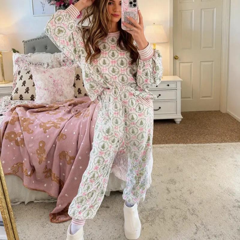 Iris Anne | Cozy Christmas Bow Pyjama Set